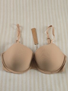 SKIMS Fits SKIMS Fits Everybody T-shirt Bra Size:34D Clay